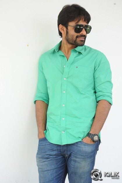 Sai-Dharam-Tej-Interview-About-Pilla-Nuvvu-Leni-Jeevitham